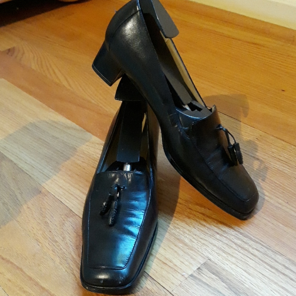 ANNE KLEIN LADIES MOCCASIN